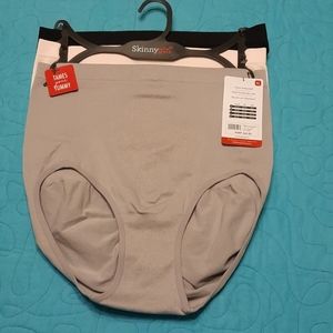 Set of three tummy taming panties extra large